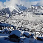 Near Ski-lift Veysonnaz