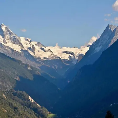 Near Ski-lift Veysonnaz