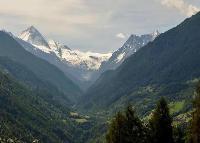 Near Ski-lift * 베이소나츠