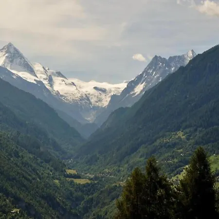 Near Ski-lift * Veysonnaz